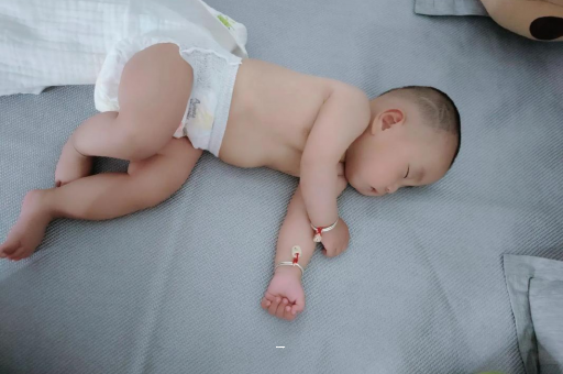铁岭孕妇肚脐周围发青